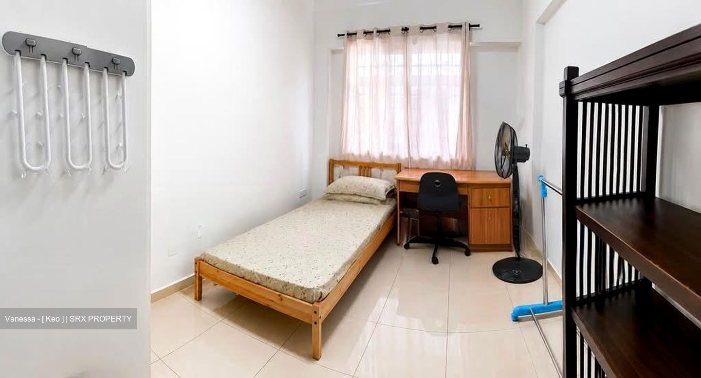 Blk 39 Pine Green (Geylang), HDB 4 Rooms #573138271